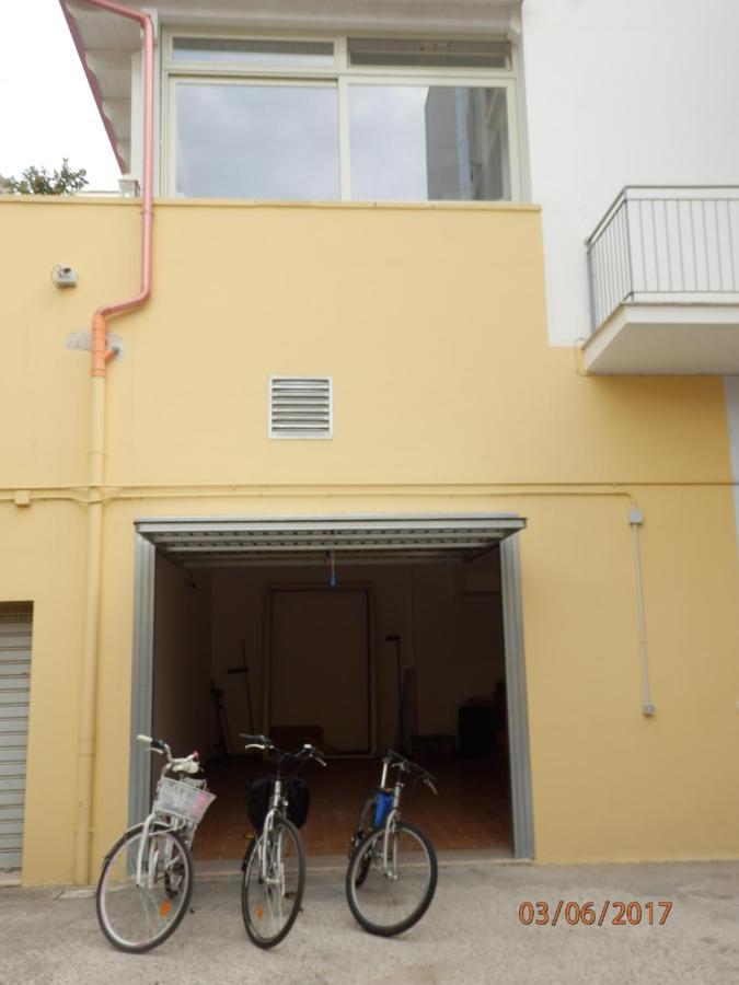 Casa Lauretta - Terrazza - Garage Wifi E Bici Gratuite Villa Lecce Exterior photo
